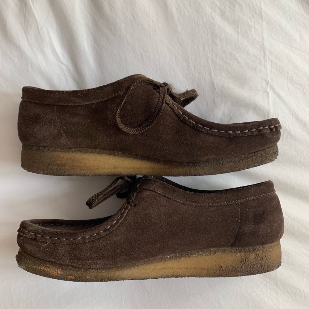 Clark wallabees chocolate brown suede size 10